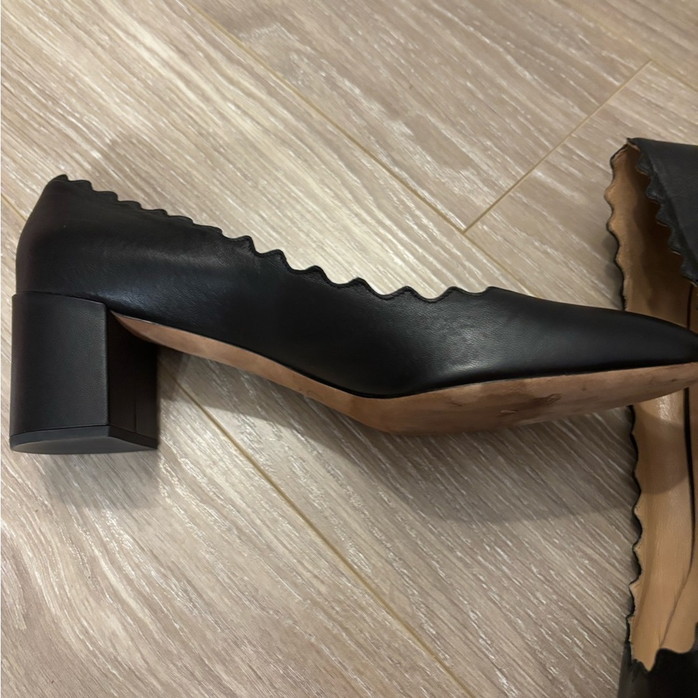 Chloe Scalloped Women's heels - Picture 5 of 9